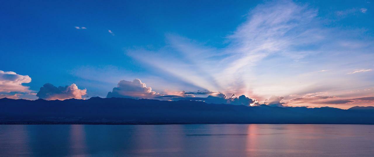 Dali Jiuxiao Star With Seaview Hotel Ngoại thất bức ảnh