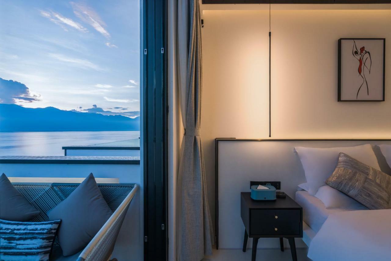 Dali Jiuxiao Star With Seaview Hotel Ngoại thất bức ảnh